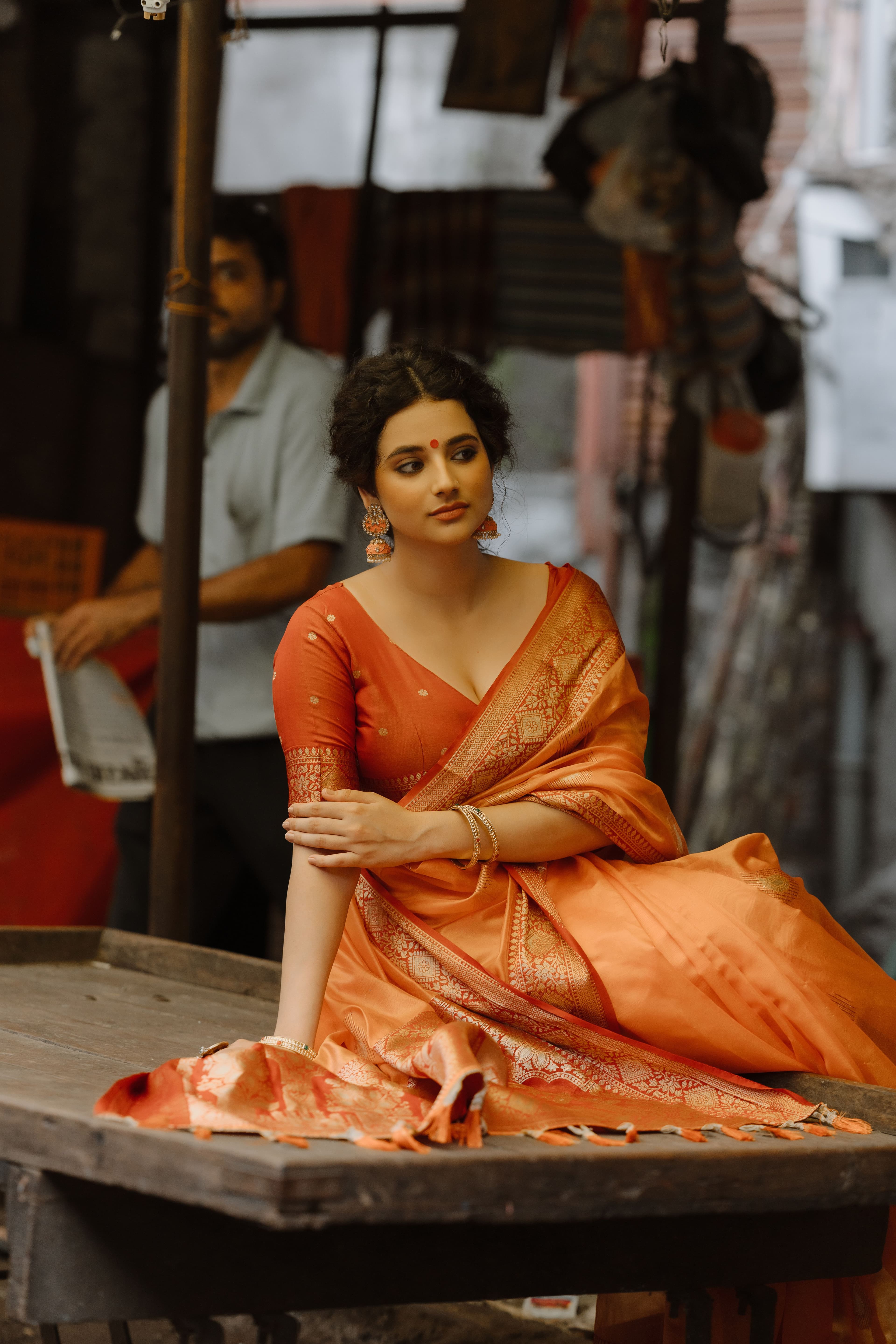 Banarasi Silk Saree — Ivory Gold